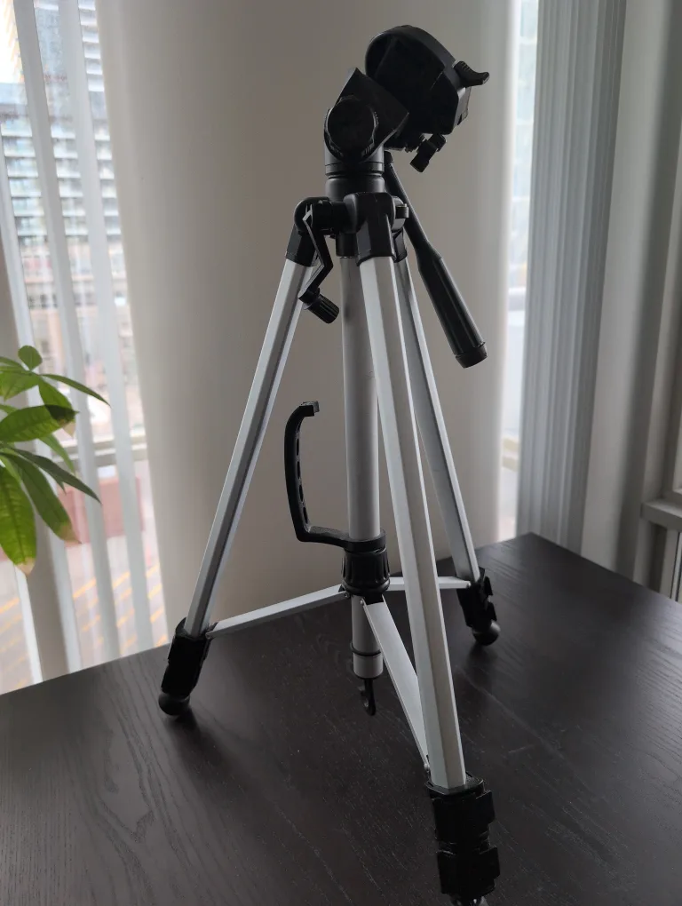 Camera Tripod 🇨🇦 image indicator(8)