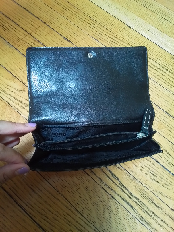 Michael Kors Black Leather Wallet - photo 4