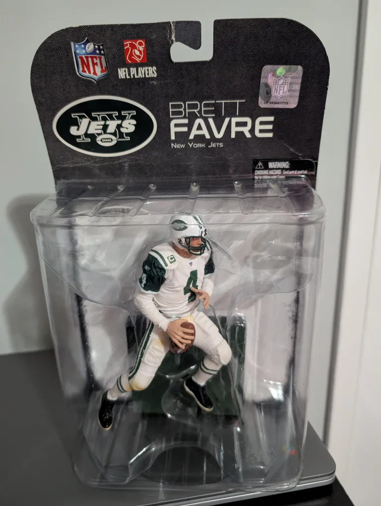 Brett Favre New York Jets NFL Figurine thumbnail