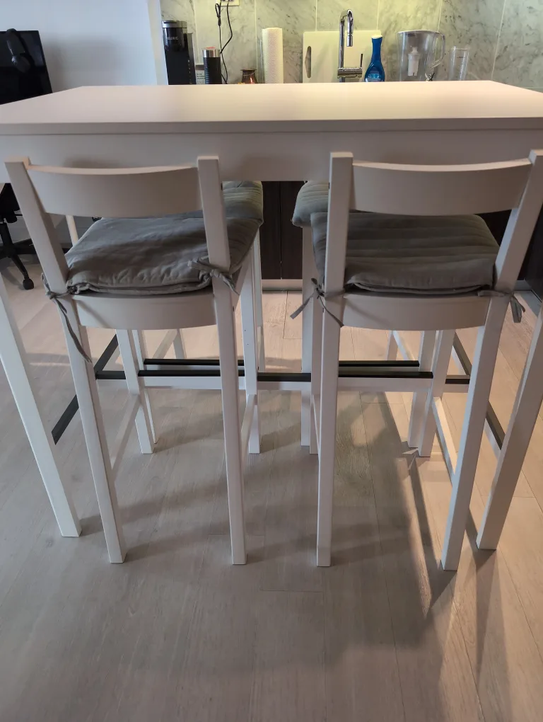 Moving sale - Ikea White Bar Table with 4 Chairs image indicator(4)