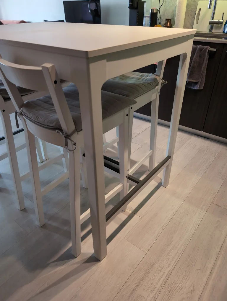 Moving sale - Ikea White Bar Table with 4 Chairs image indicator(5)