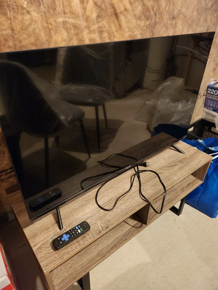 Hisense 43H41G 43" LED LCD TV image indicator(2)