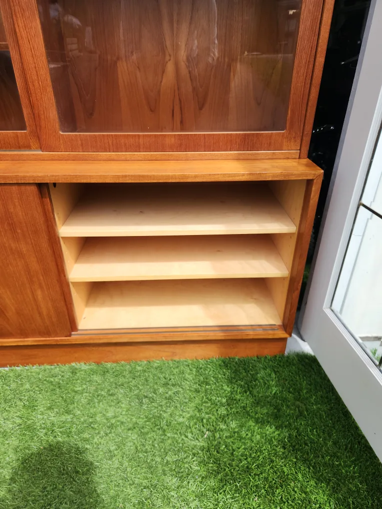 Wooden Display Cabinet with Sliding Doors image indicator(10)