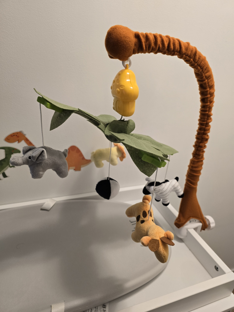 Cute Baby Crib Mobile with Music - photo 3