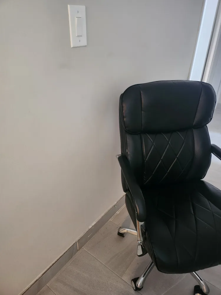 Black Office Chair thumbnail