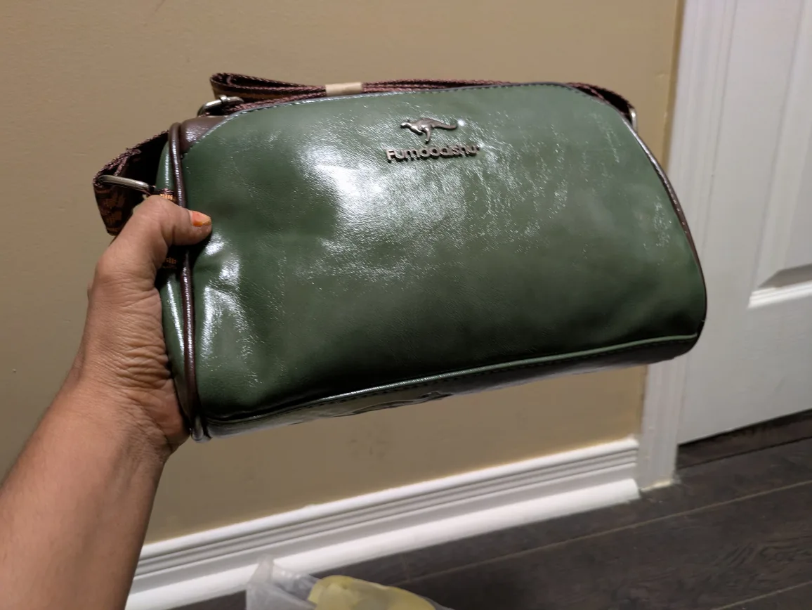 brand new green stylish women hand bag image indicator(7)