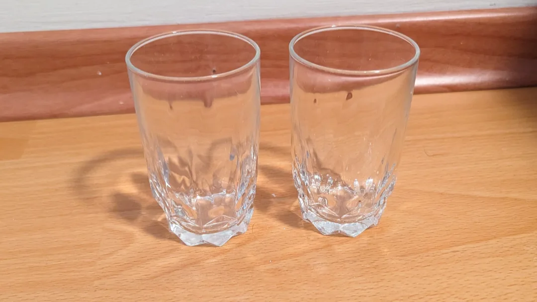 Two Clear Glass Drinking Glasses thumbnail