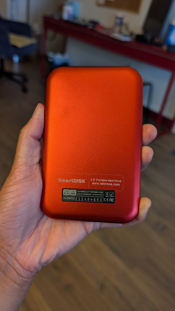 TwinMOS SmartDisk 750GB Portable HDD - photo 2