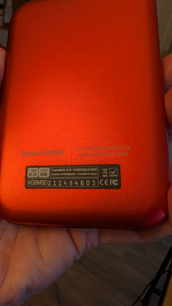 TwinMOS SmartDisk 750GB Portable HDD - photo 3