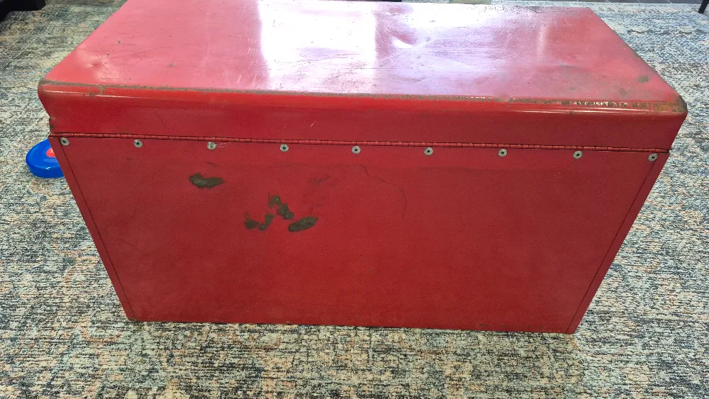 Sears Craftsman Red Metal Toolbox image indicator(9)
