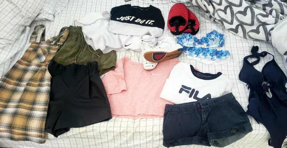 Mixed Clothing Lot: Nike, Champion, Fila thumbnail