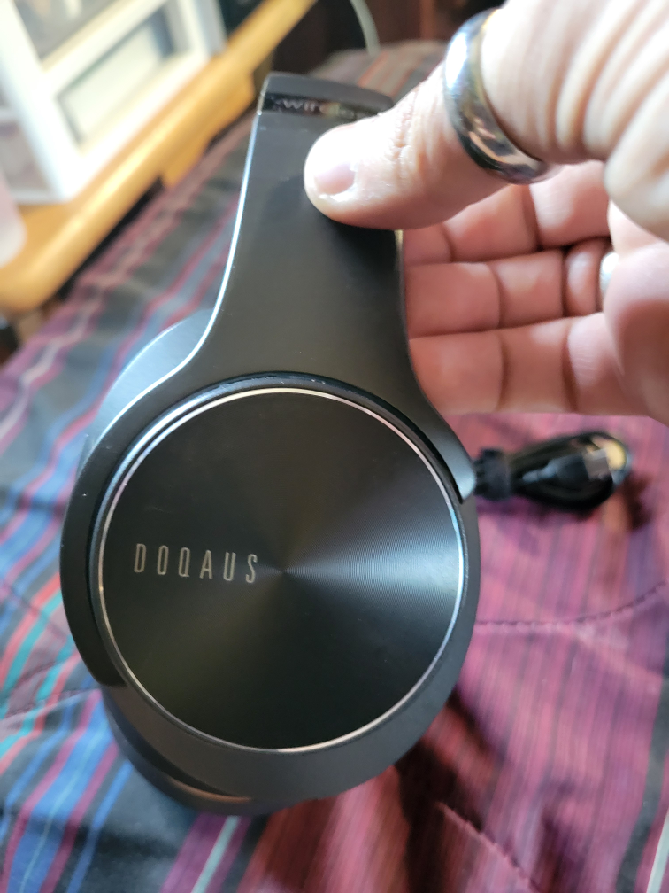 DOQAUS Wireless Bluetooth Headphones - photo 2