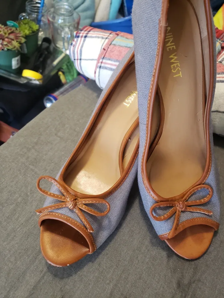 Nine West Heels - Size 8 thumbnail