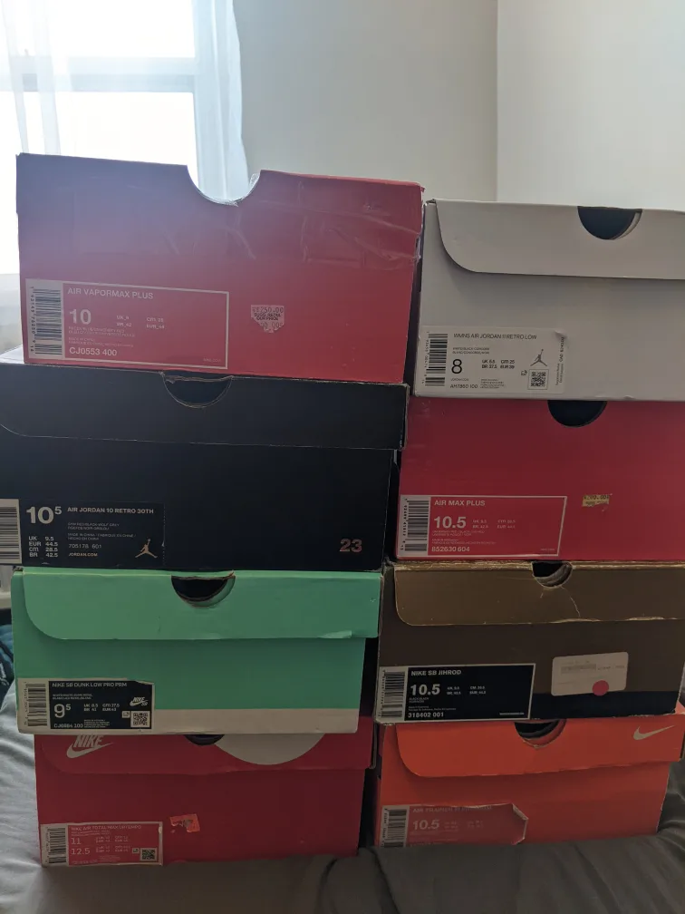 Nike shoes for Sale thumbnail