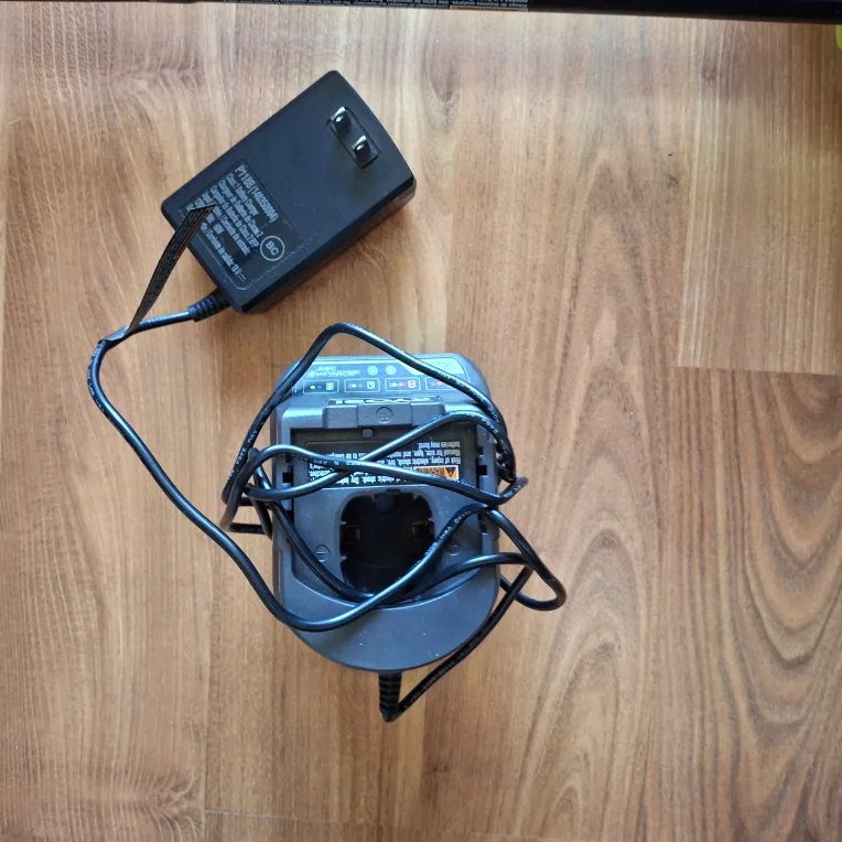 Ryobi Cordless Grass Trimmer/Edger image indicator(3)