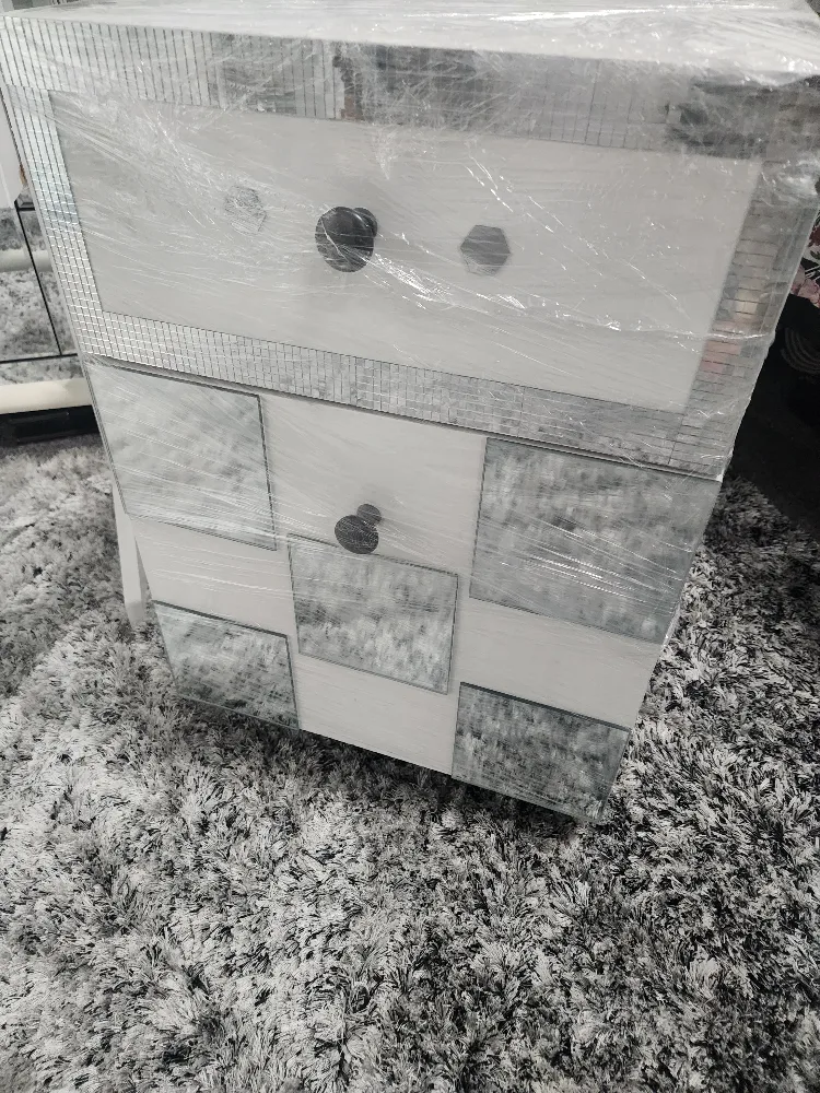 Mirrored 3-Drawer Nightstand thumbnail