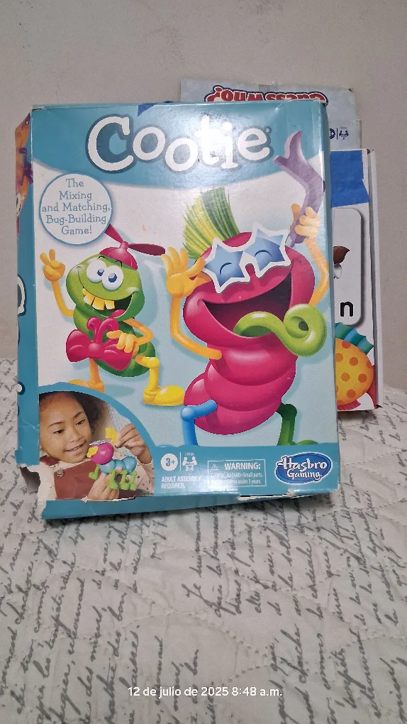 Lot of Kids Games: Cootie, Smurfs, Toot and Otto thumbnail