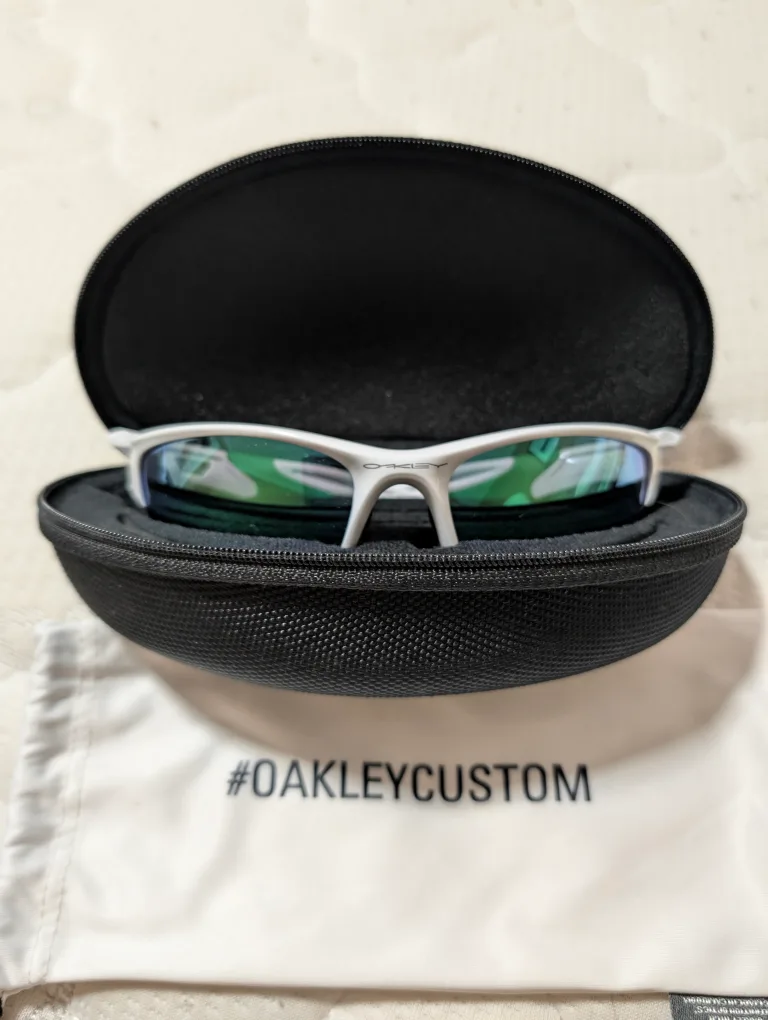 Oakley Custom Sunglasses White & Green thumbnail