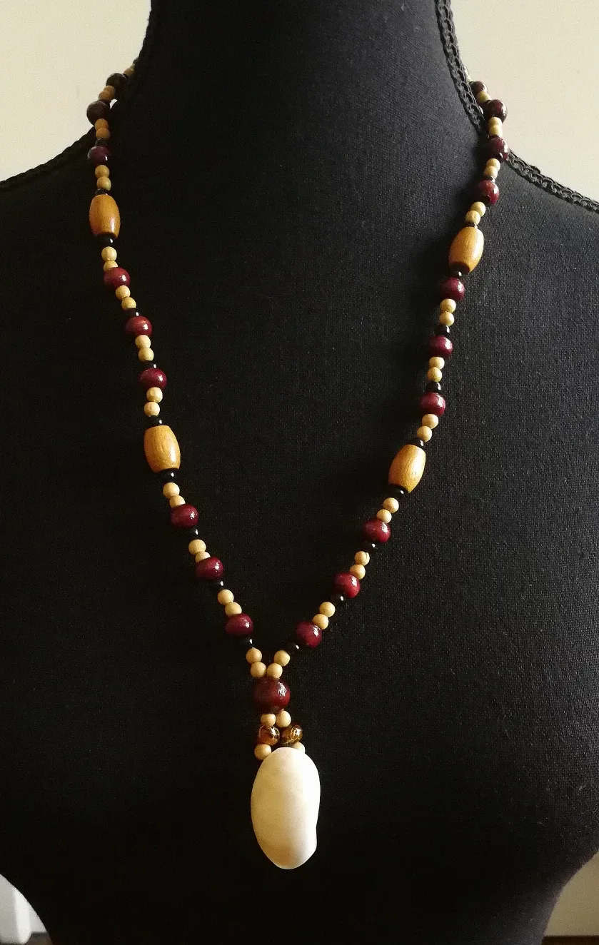 Wooden Beaded Necklace with Shell Pendant thumbnail