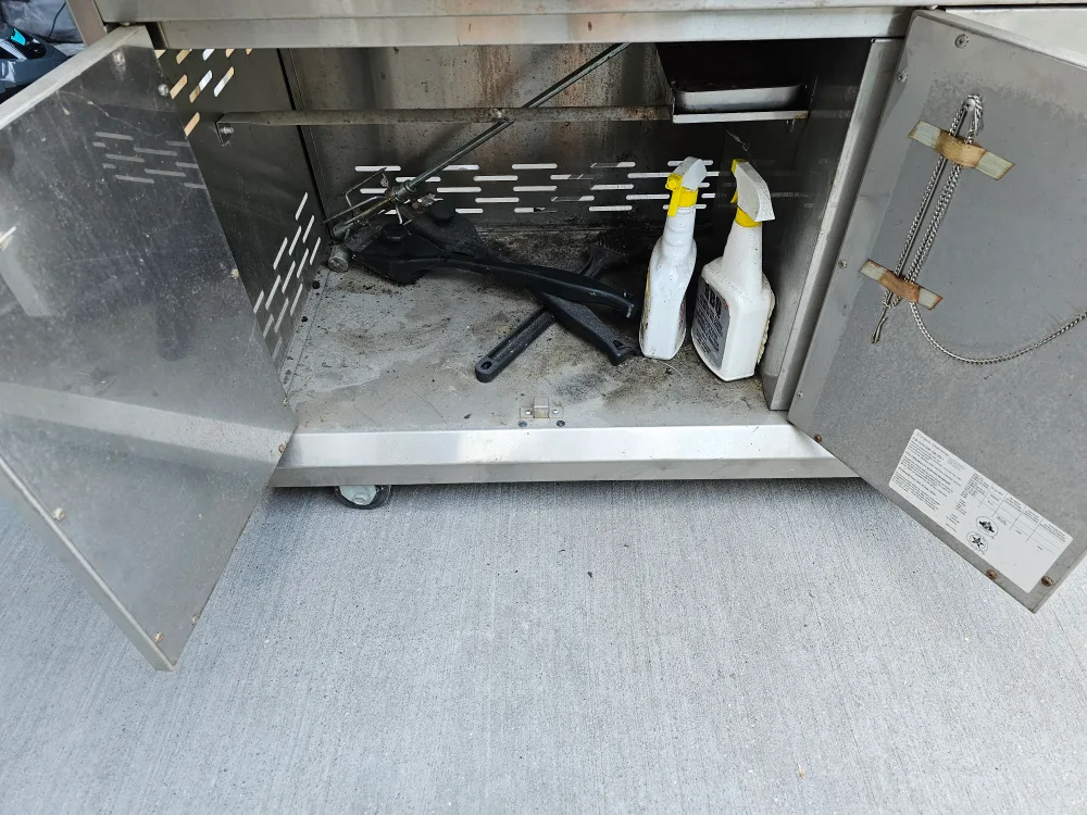 Ducane Stainless Steel BBQ Grill image indicator(9)