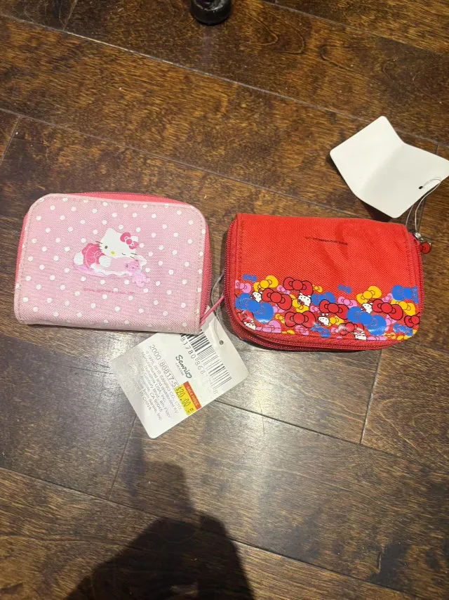 Hello Kitty Wallets - Sanrio thumbnail