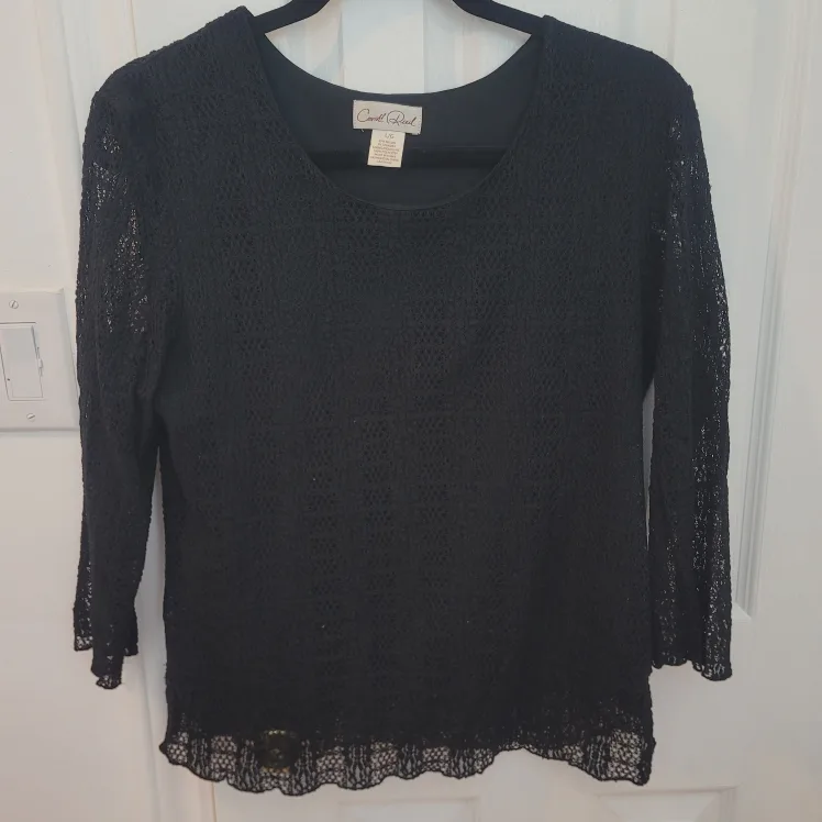 Women Clothes L/XL ($5 & Up) image indicator(3)