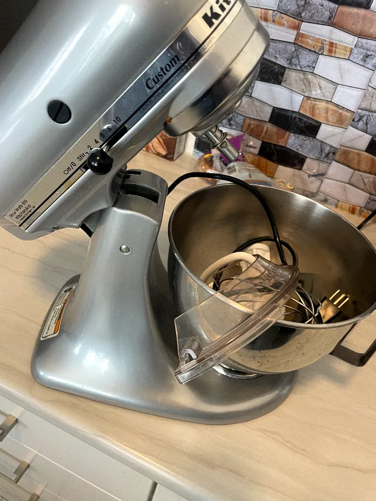 Kitchen Aid Custom Stand Mixer - Silver image indicator(2)