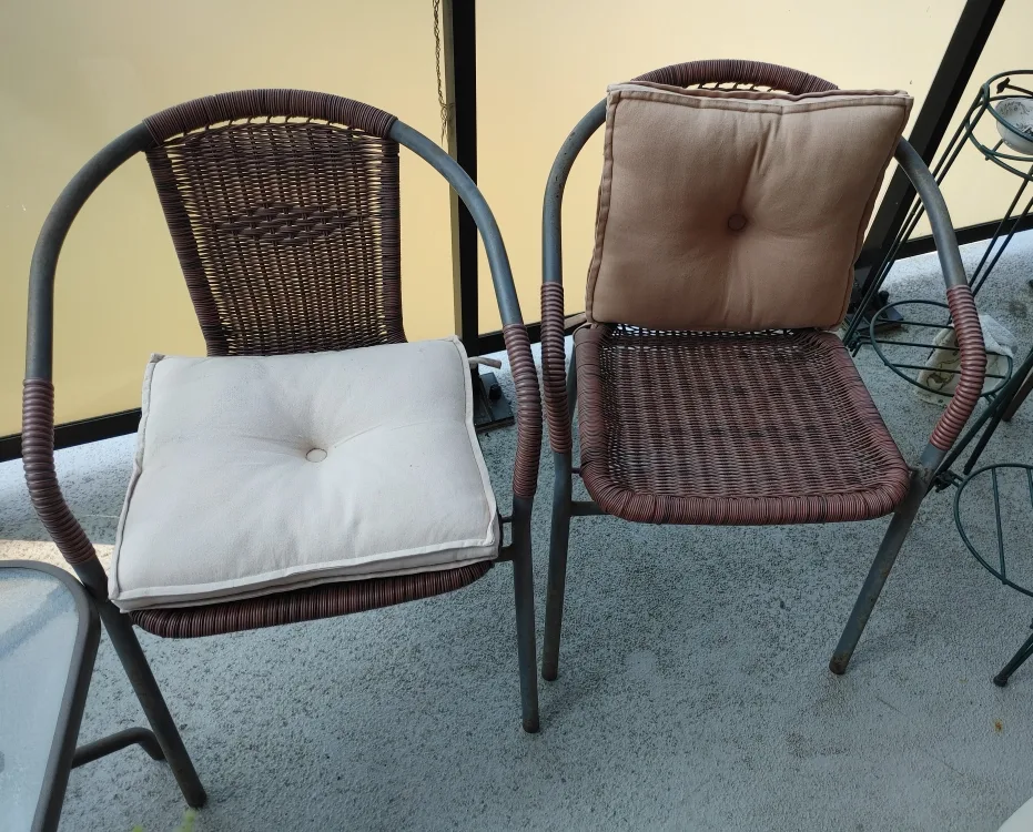 Patio Table and Chairs Set - Outdoor Furniture thumbnail