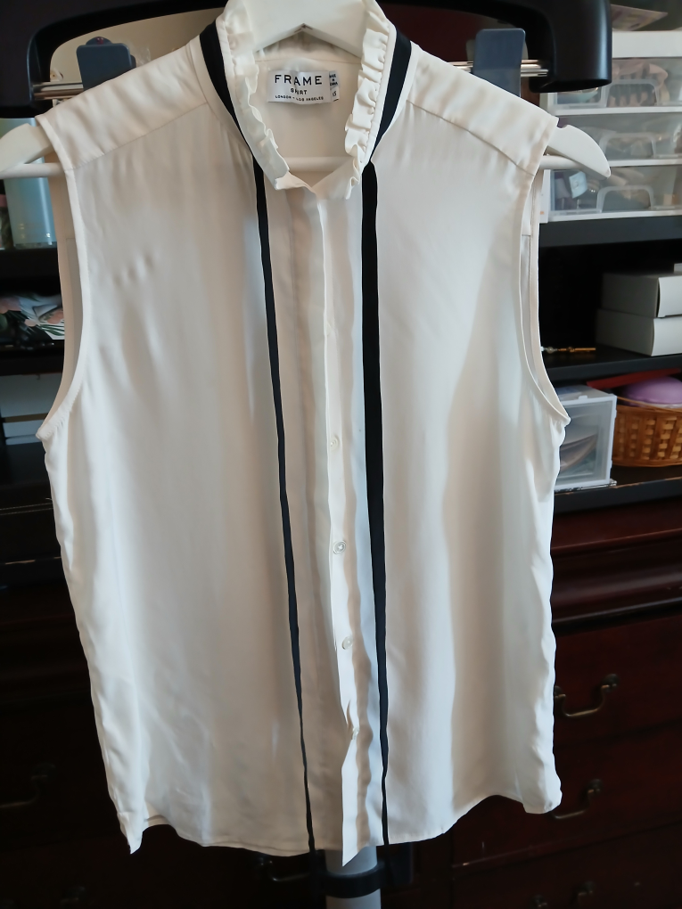 FRAME Sleeveless Shirt  100% SILK - Size XS