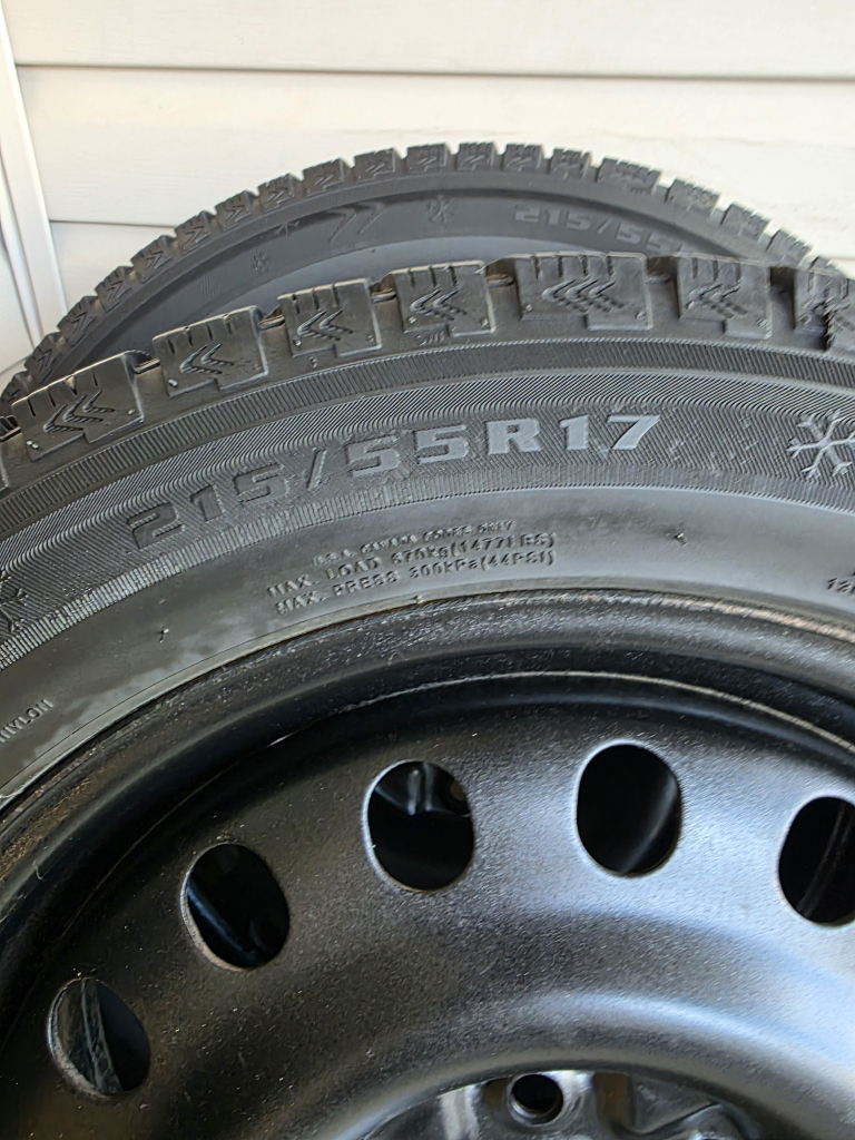 Aeolus Ice Challenger 215/55R17 Winter Tires