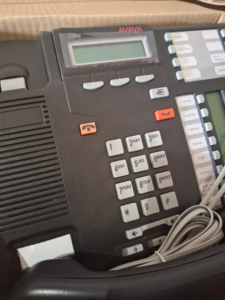 Avaya T7316E Charcoal Telephone set of 4 image indicator(4)