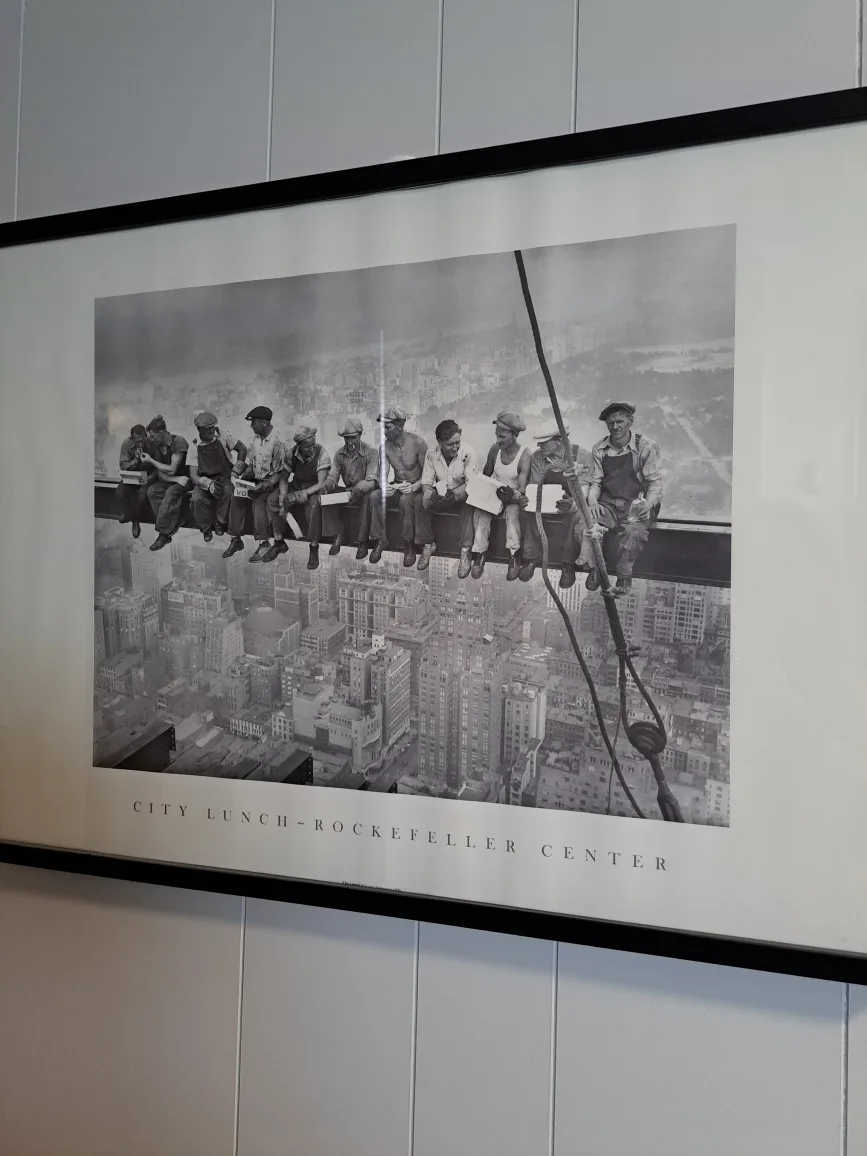 City Lunch - Rockefeller Center Framed Print thumbnail