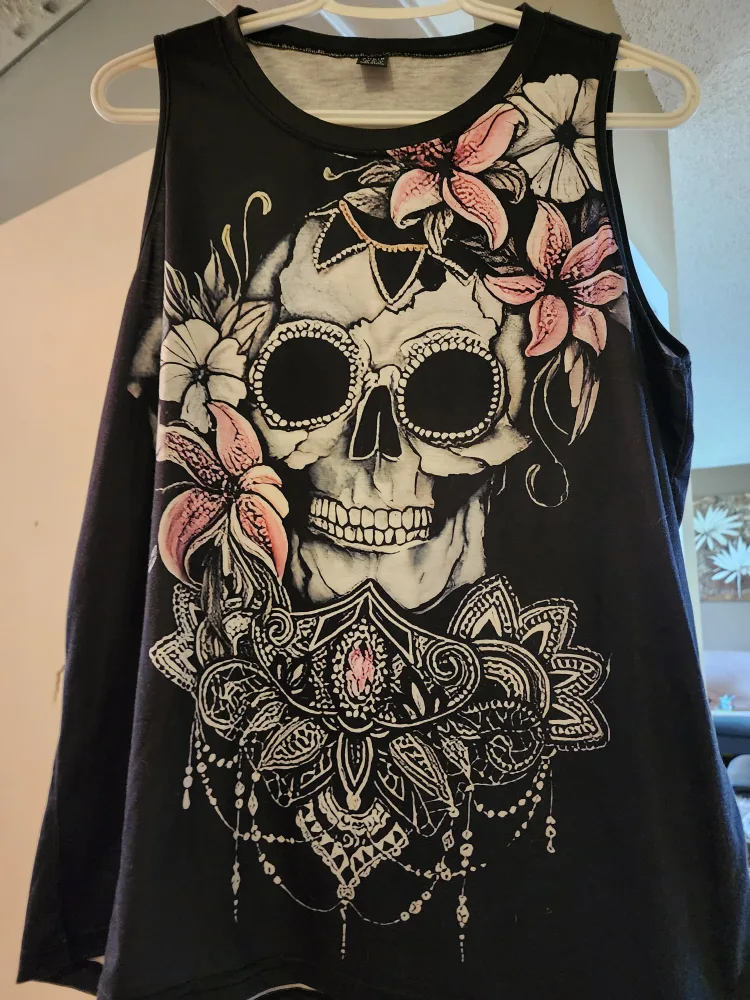 Black Skull & Floral Tank Top thumbnail