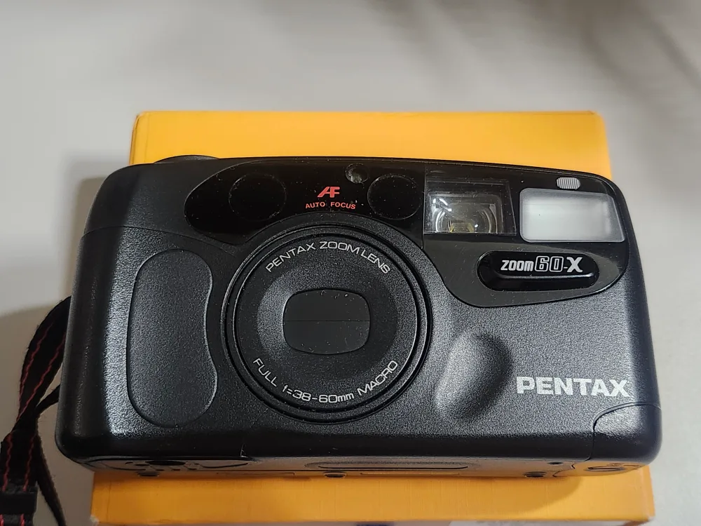 Pentax Zoom 60-X Film Camera - Black thumbnail