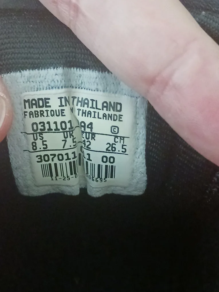 Louisville Slugger Softball Bag & Accessories image indicator(5)