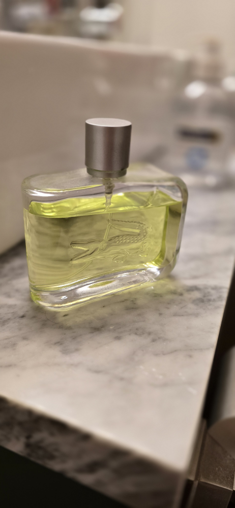 Lacoste Essential for men cologne edt