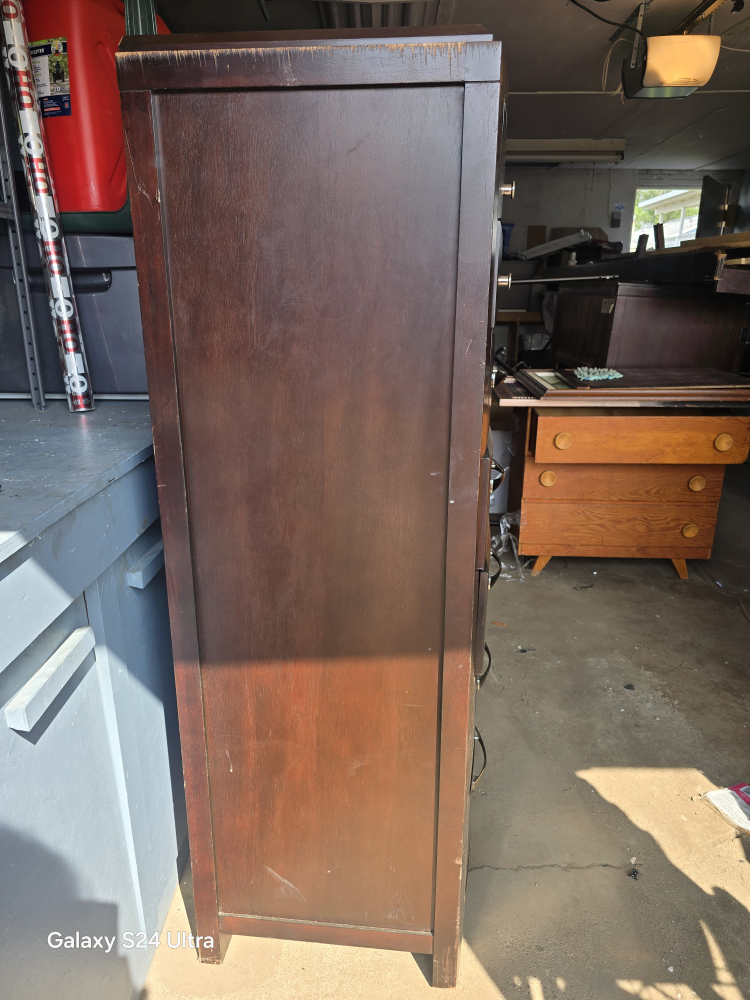 Casana 8-Drawer Dresser - photo 3