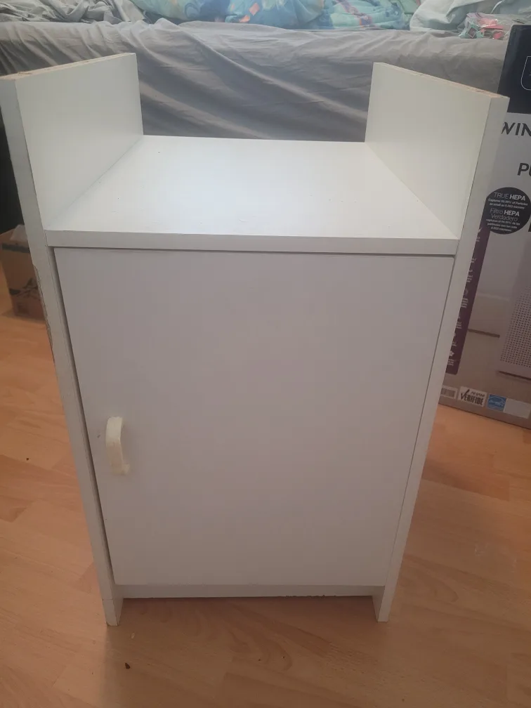 White Cabinet with Shelf thumbnail