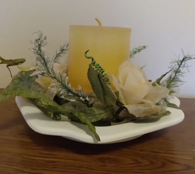 4 Pcs Candle holder with candle ring floral arrangement thumbnail