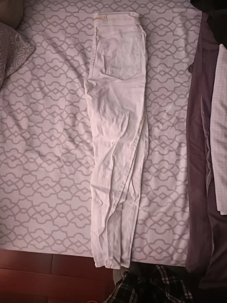 Levi's White Jeans - Size 26 image indicator(2)