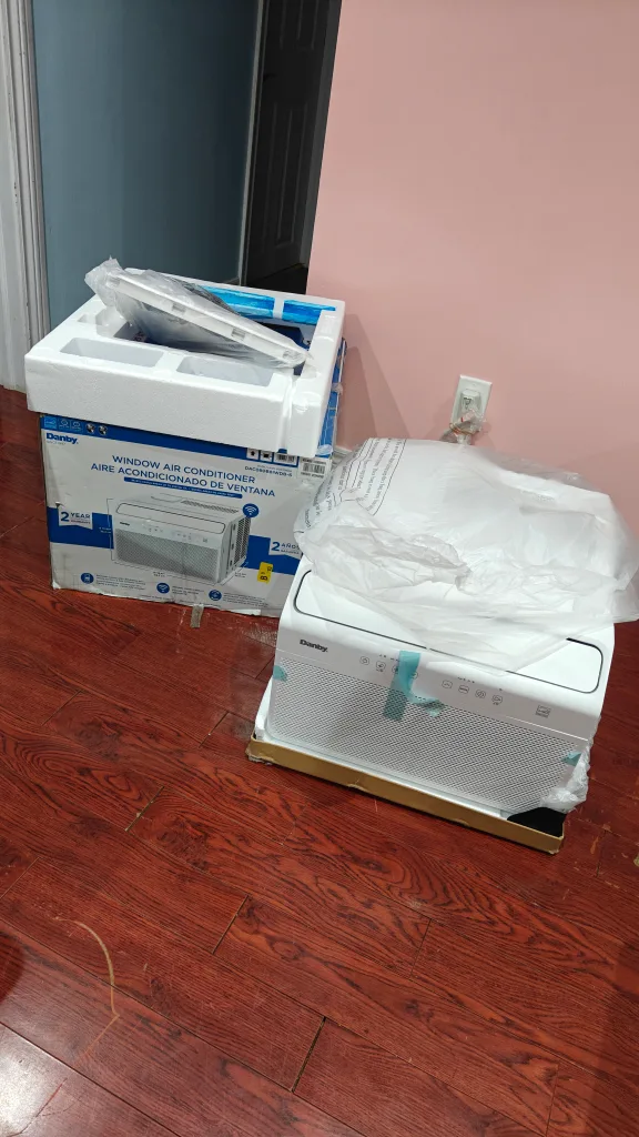 Danby 8,000 BTU Window Air Conditioner thumbnail