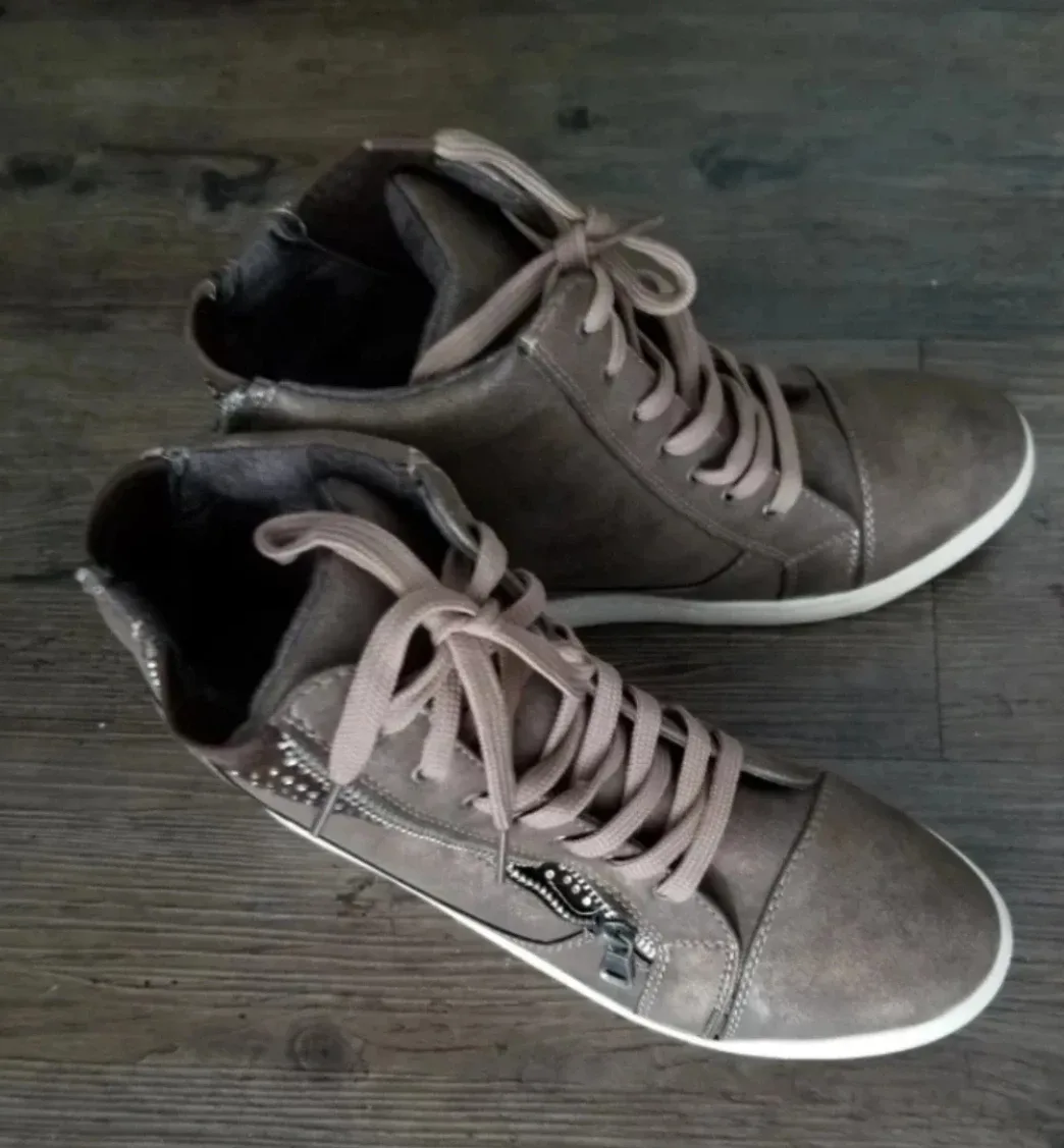 Wedge Sneakers image indicator(3)