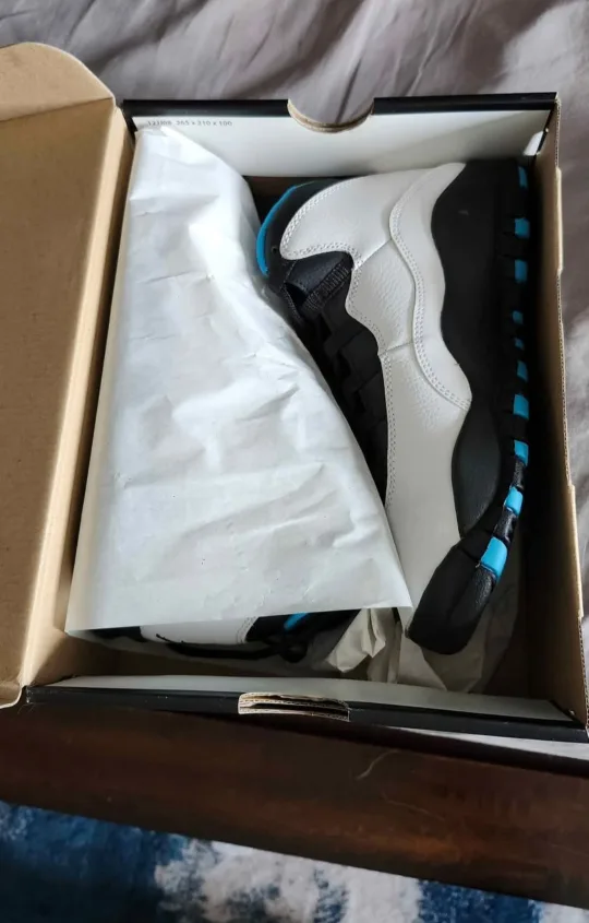 Air Jordan 10 Retro (GS) Size 4.5Y thumbnail