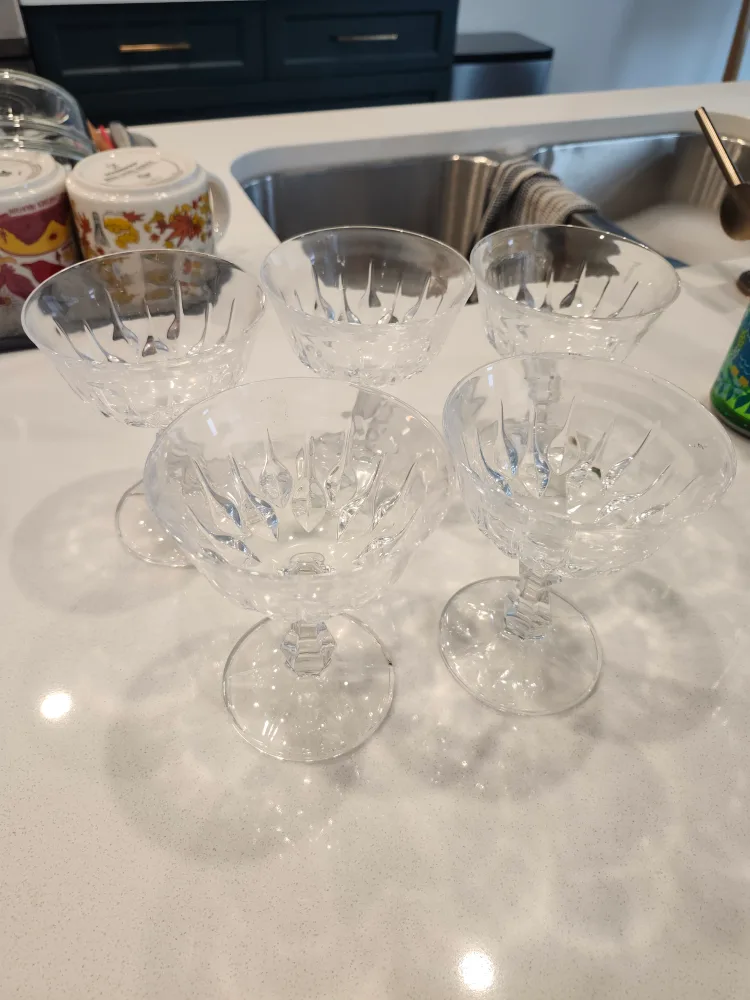 Set of 5 Coupe Glasses thumbnail