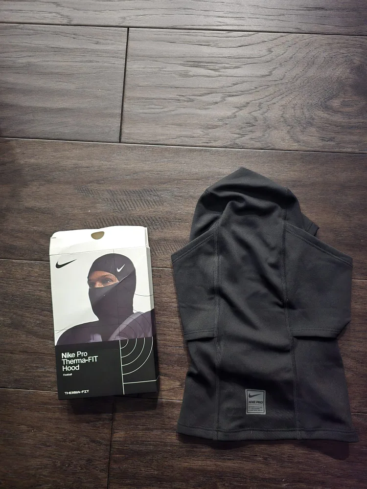 ⚠️ Nike SKI MASK ⚠️ (NEVER WORN) image indicator(2)