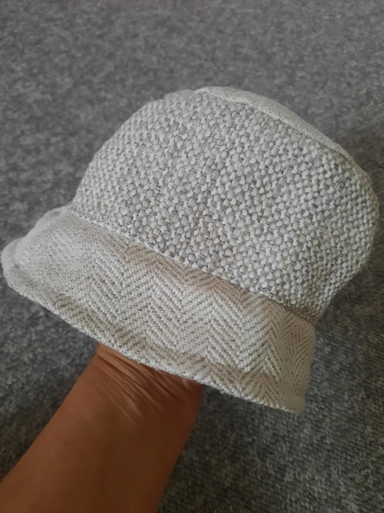 Grey Bucket Hat image indicator(2)