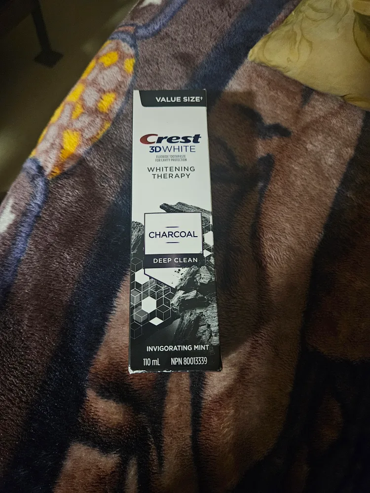 Crest 3D White Charcoal Whitening Therapy Toothpaste thumbnail