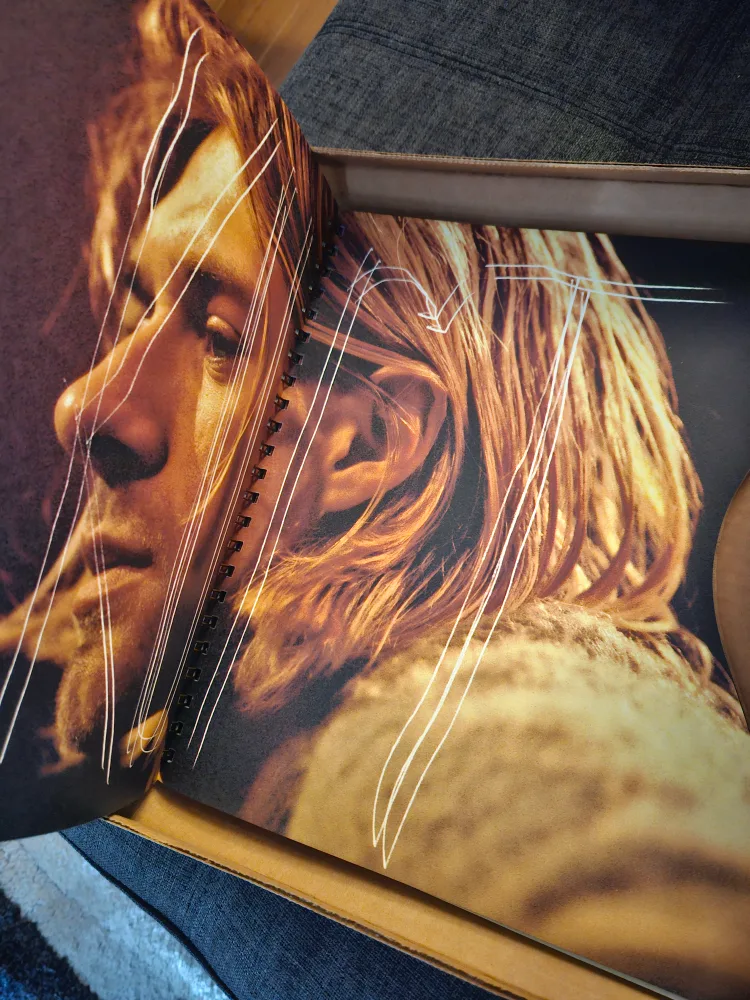 MTV Unplugged First Edition Hardcover Book Limited Edition MINT image indicator(3)