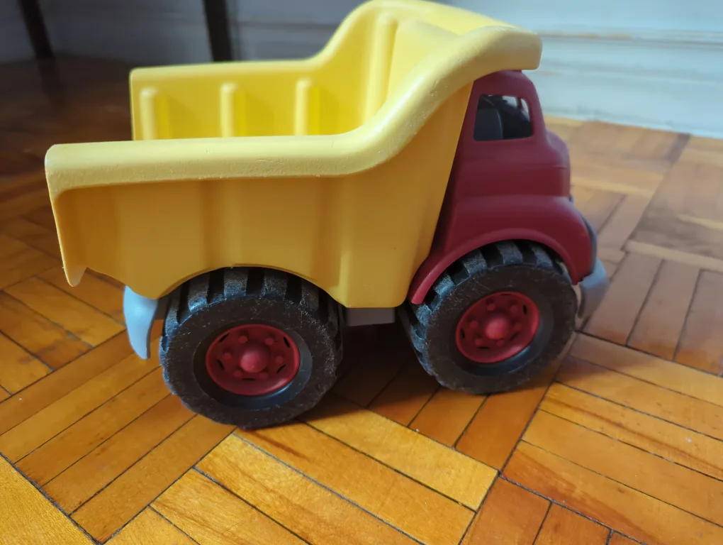Green Toys Dump Truck - Yellow & Red image indicator(2)