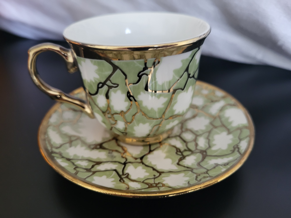Vintage Tea Cup Set - Green & Gold